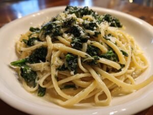 Divine 45-Min Creamy Roasted Garlic Kale Pasta
